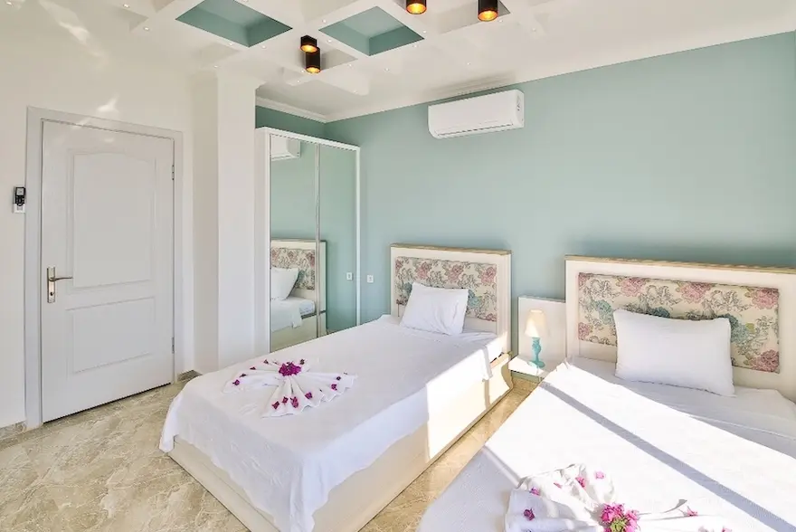 Twin room